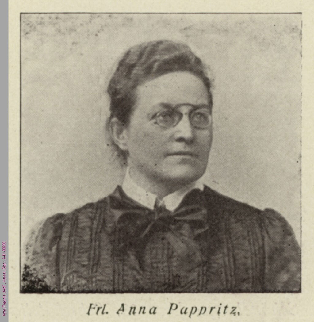 Anna Pappritz auf dem internationalen Frauenkongress 1904 in Berlin. (AddF, Kassel, Sign. D1-00290 / Atelier Loescher & Petsch, Berlin, Public Domain / Gemeinfrei.) #femaleheritage