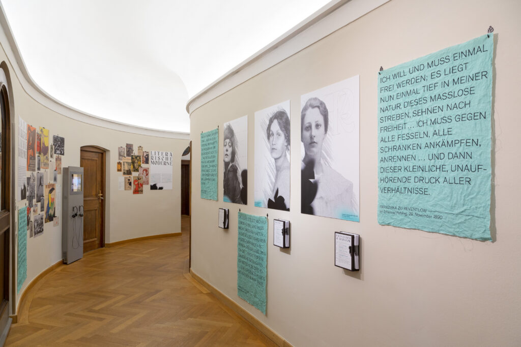 Für Freiheit kämpfende Frauen: Emmy Hennings, Margarete Beutler und Franziska zu Reventlow in der Ausstellung #FrauenDerBoheme. Foto: Eva Jünger