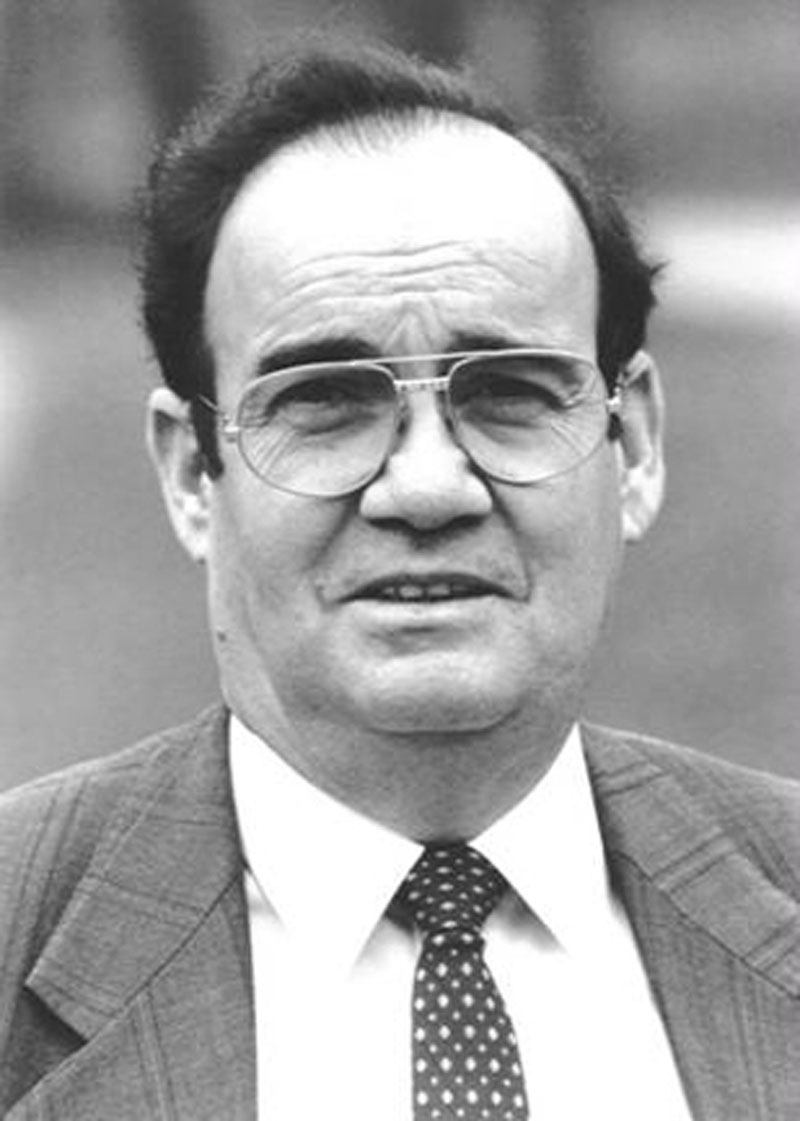 Porträt von älteren Mann mit Brille und Krawatte. Manfred Korytowski (ca. 1998/99);