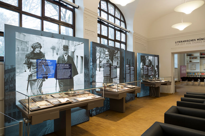 Blick in die Ausstellung "Literarisches München zur Zeit Thomas Mann"