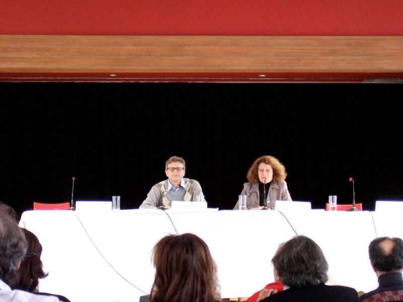 Michael Brenner und Rachel Salamander auf dem Podium. Tarbut 2008.