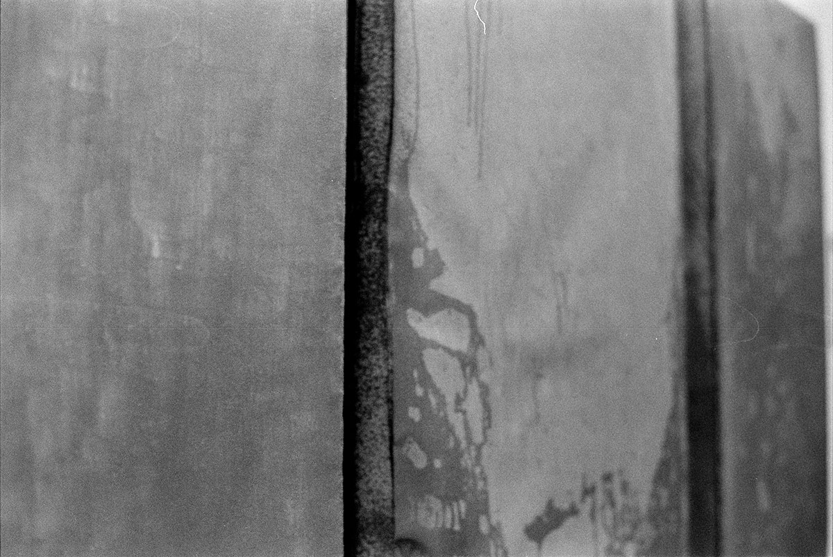 Detailaufnahme von "Speicherarchitektur" von Miriam Salamander für die Ausstellung "Literatur & Haltung"